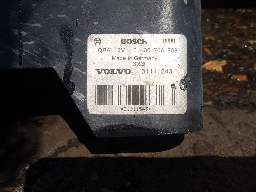 2005 - 2010 Volvo XC90  Estate RADIATOR FAN & COWLING (A/C CAR) 31111543