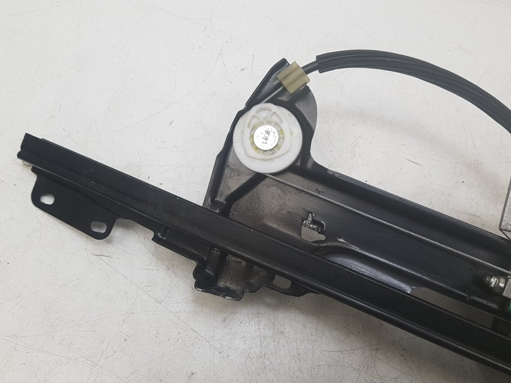 2007 - 2012 Volvo C70 II 542 Convertible WINDOW REGULATOR/MECH ELECTRIC  (FRONT PASSENGER SIDE) 30633660