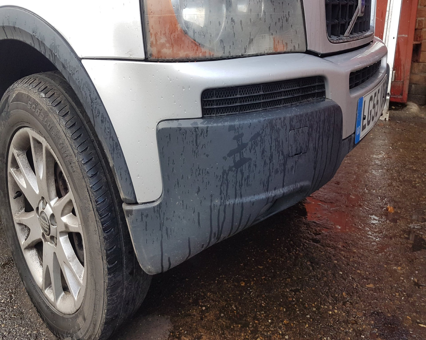 2002 - 2006 Volvo XC90  Estate Front Bumper