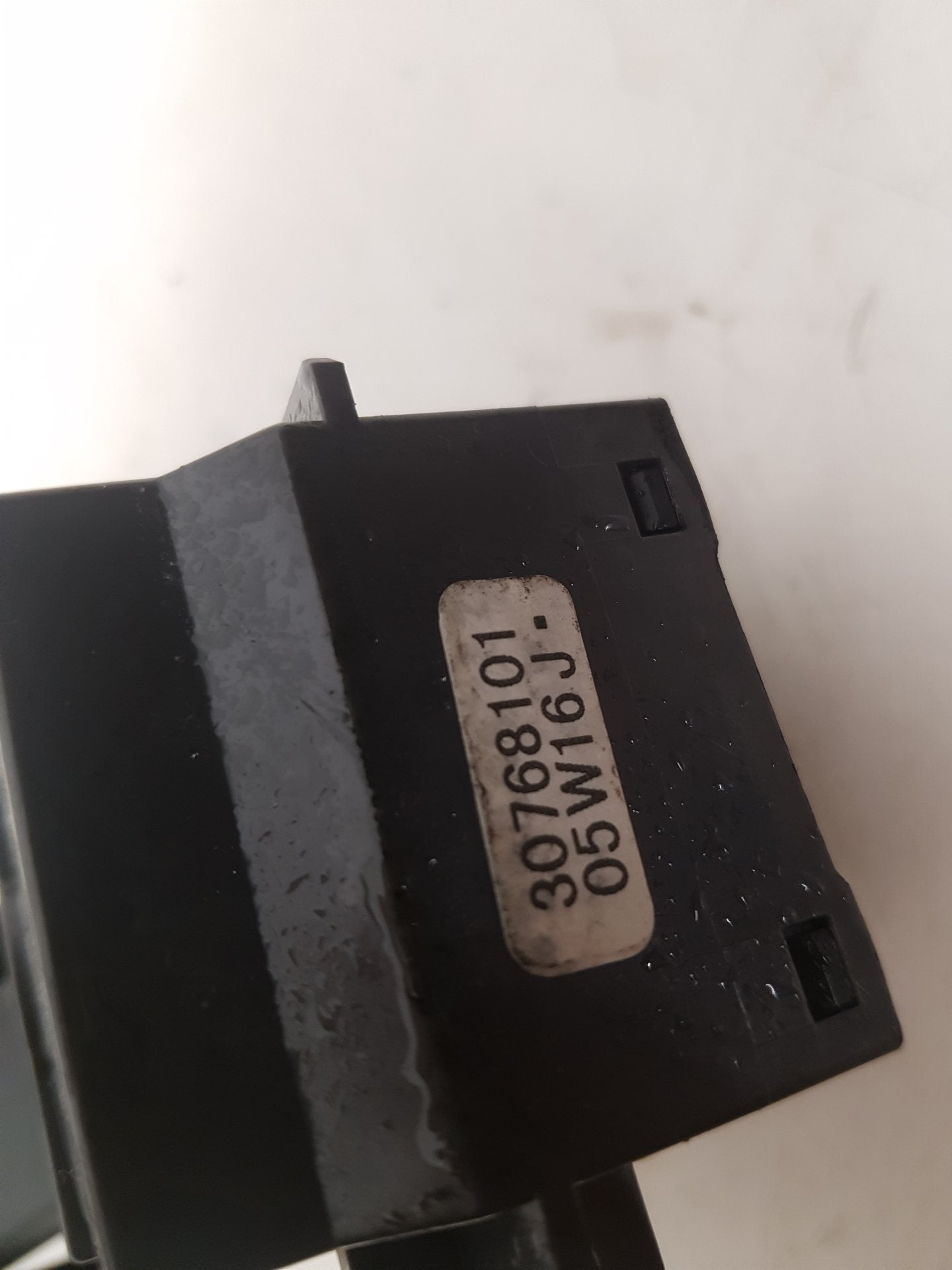 2000 - 2007 Volvo V70  Estate Wiper Switch 30768101