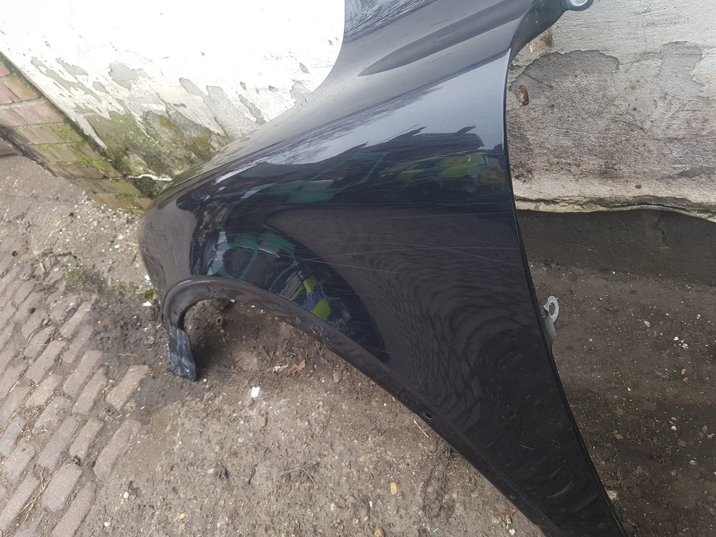 2007 - 2014 Volvo XC90  Estate Left Front Guard
