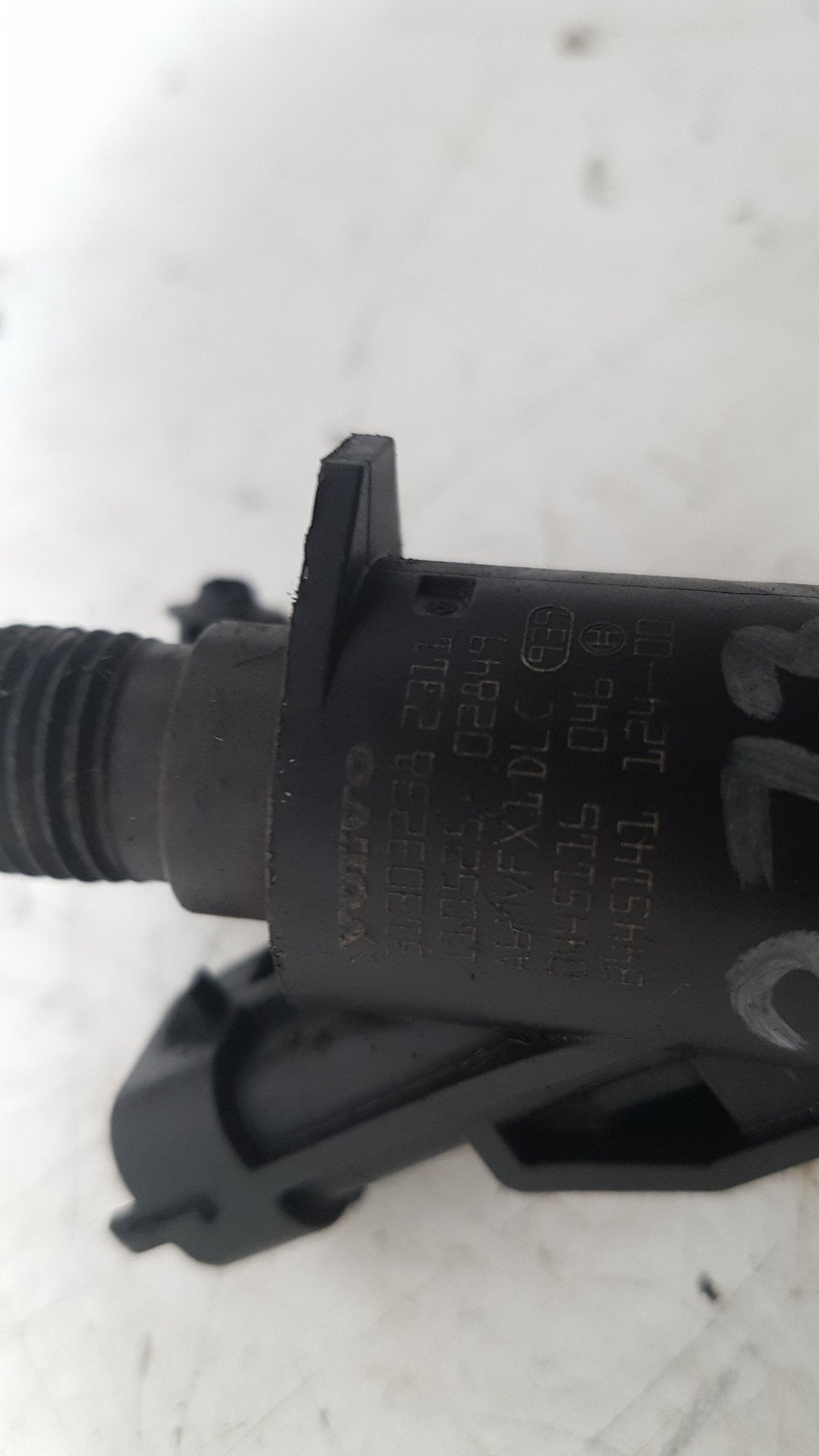 2007 - 2014 Volvo V70   Fuel Injector 31303238