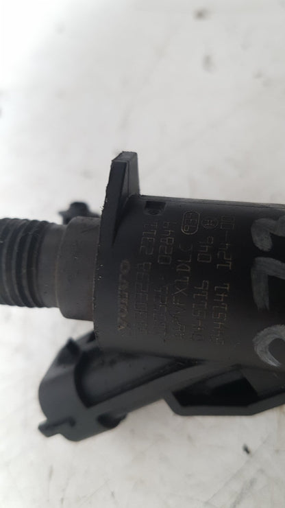 2007 - 2014 Volvo V70   Fuel Injector 31303238