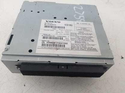 2010 - 2012 Volvo S40  Saloon RADIO AND CD PLAYER 31328059