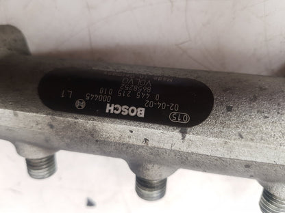 2001 - 2008 Volvo V70  Estate Injection Rail 8658252