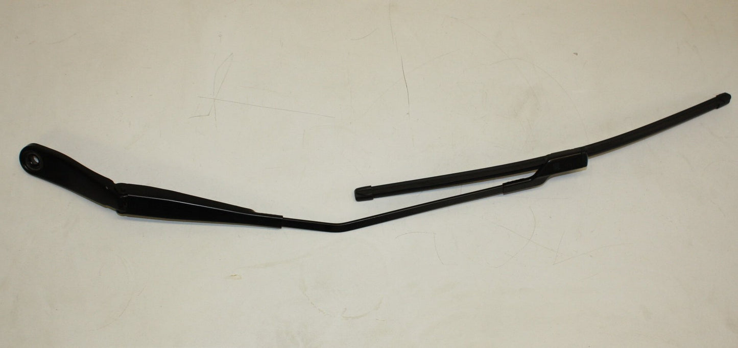 2010 - 2018 Volvo V60   Left Front Wiper Arm 30753508