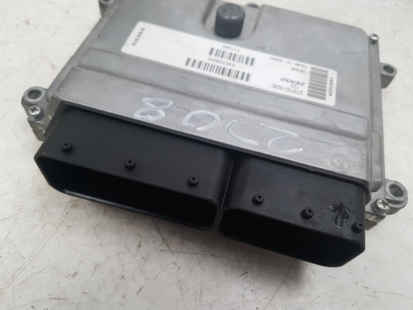 2007 Volvo C70  Convertible Engine ECU 30729800 279700-9290