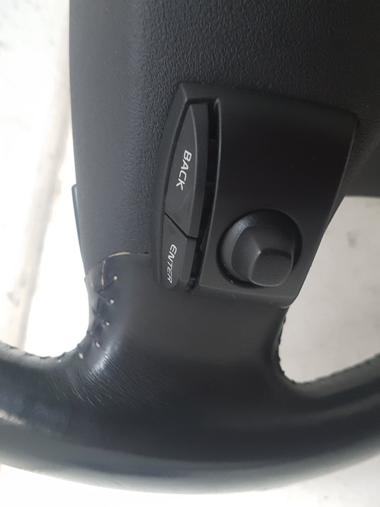 2009 - 2015 Volvo XC60  Estate Steering Wheel 30778843