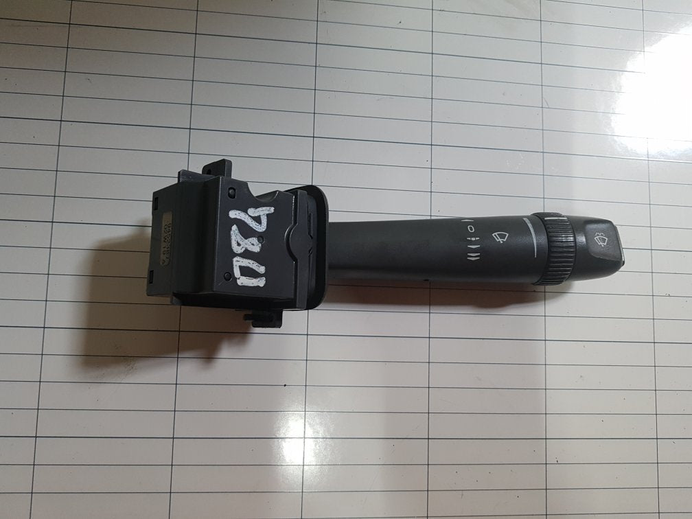 2000 - 2003 Volvo S60  Saloon Wiper Switch 9452387