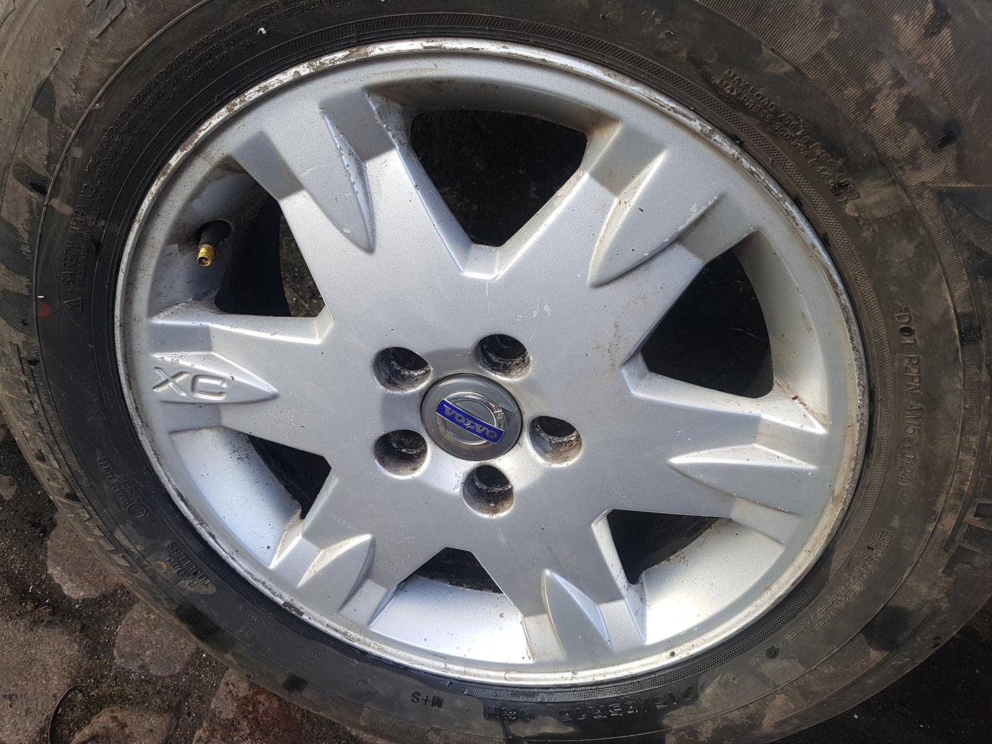 2000 - 2007 Volvo XC70  Estate Alloy Wheel 30647473