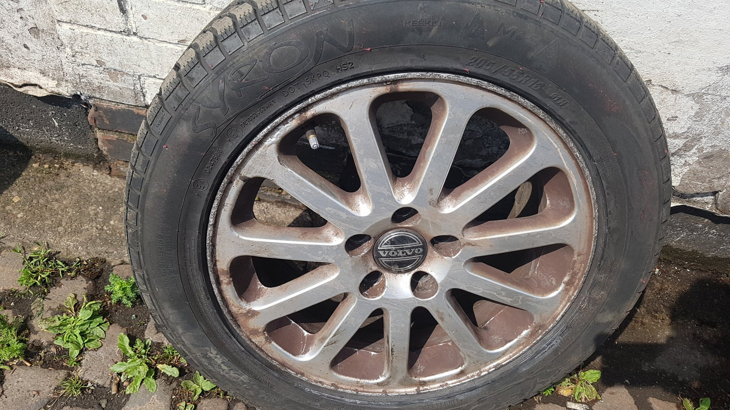 2005 Volvo V70  Estate Alloy Wheel 3524367