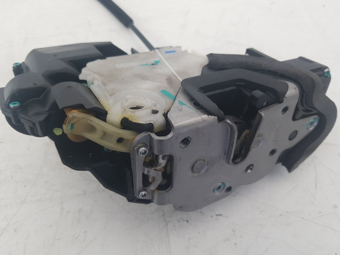 2010 - 2012 Saab 9-5  Saloon DOOR CATCH (O/S/F) 13503754