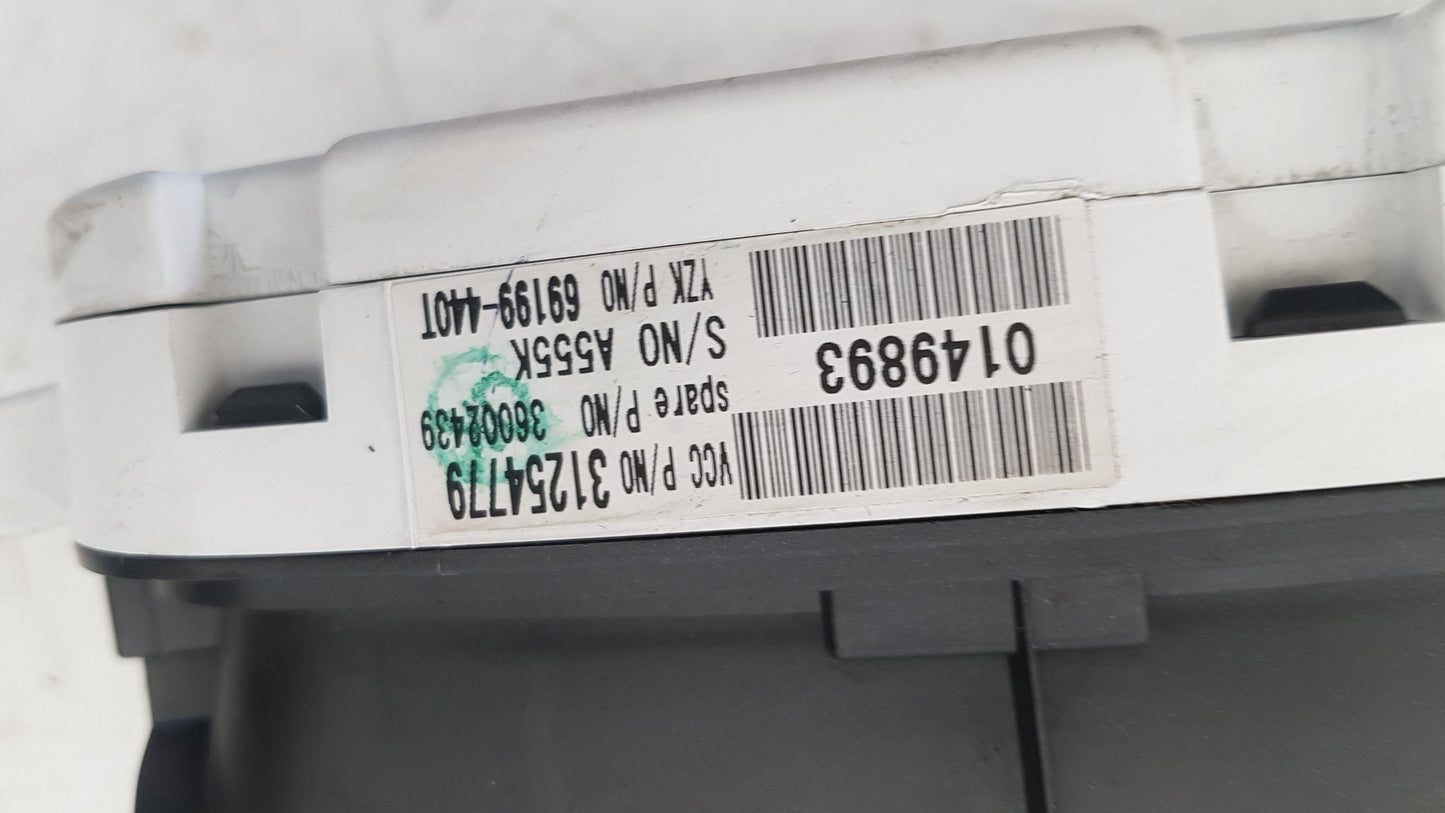 2006 - 2010 Volvo C70   Instrument Cluster 31254779