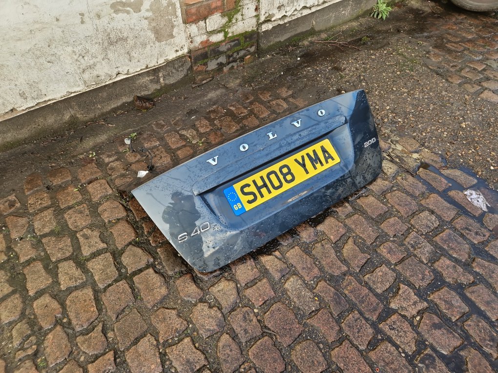 2004 - 2010 Volvo S40  Saloon Bootlid