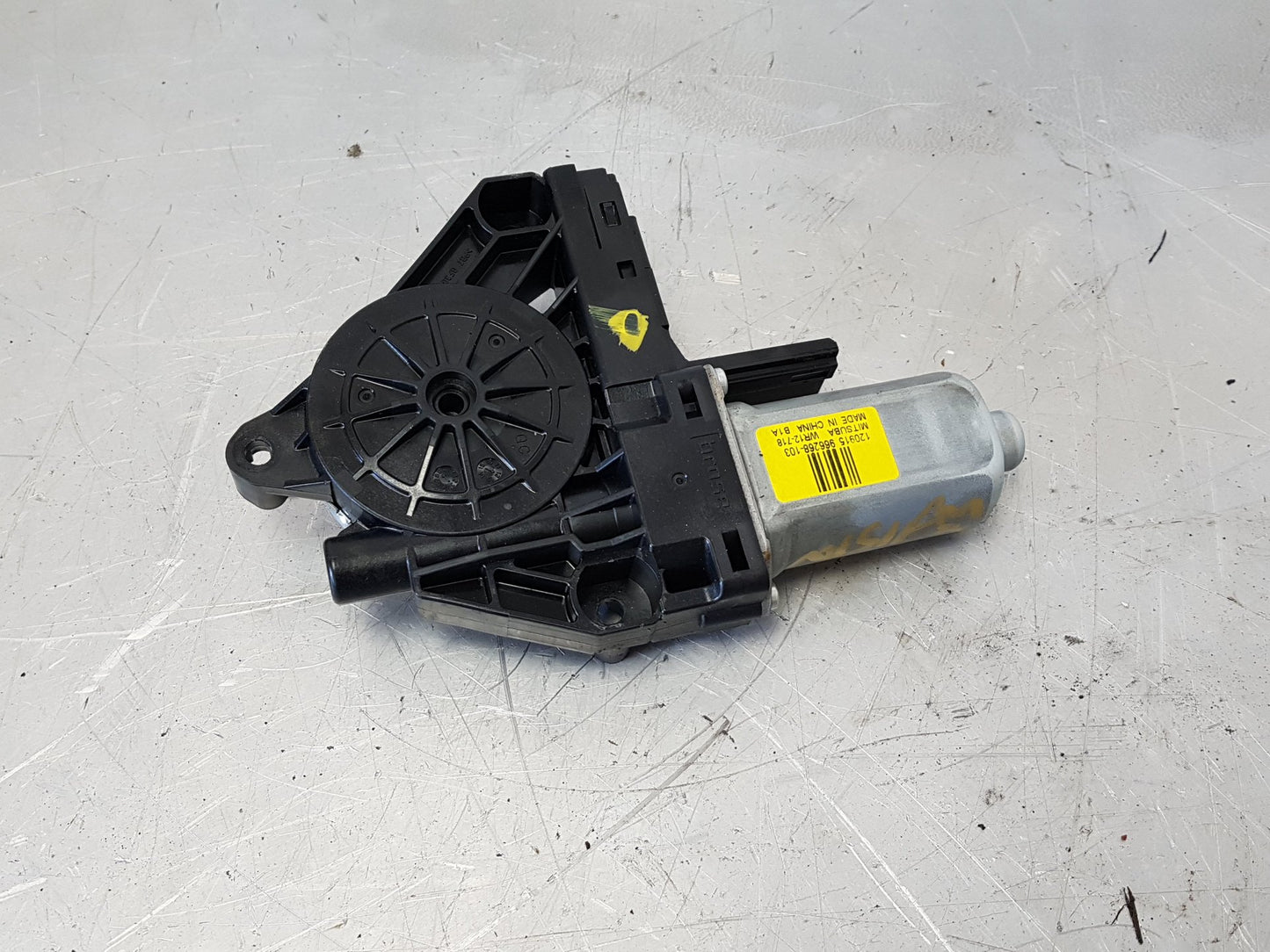 2010 - 2015 Volvo S60  Saloon WINDOW REG MOTOR (PASSENGER SIDE FRONT) 120915  966268-103