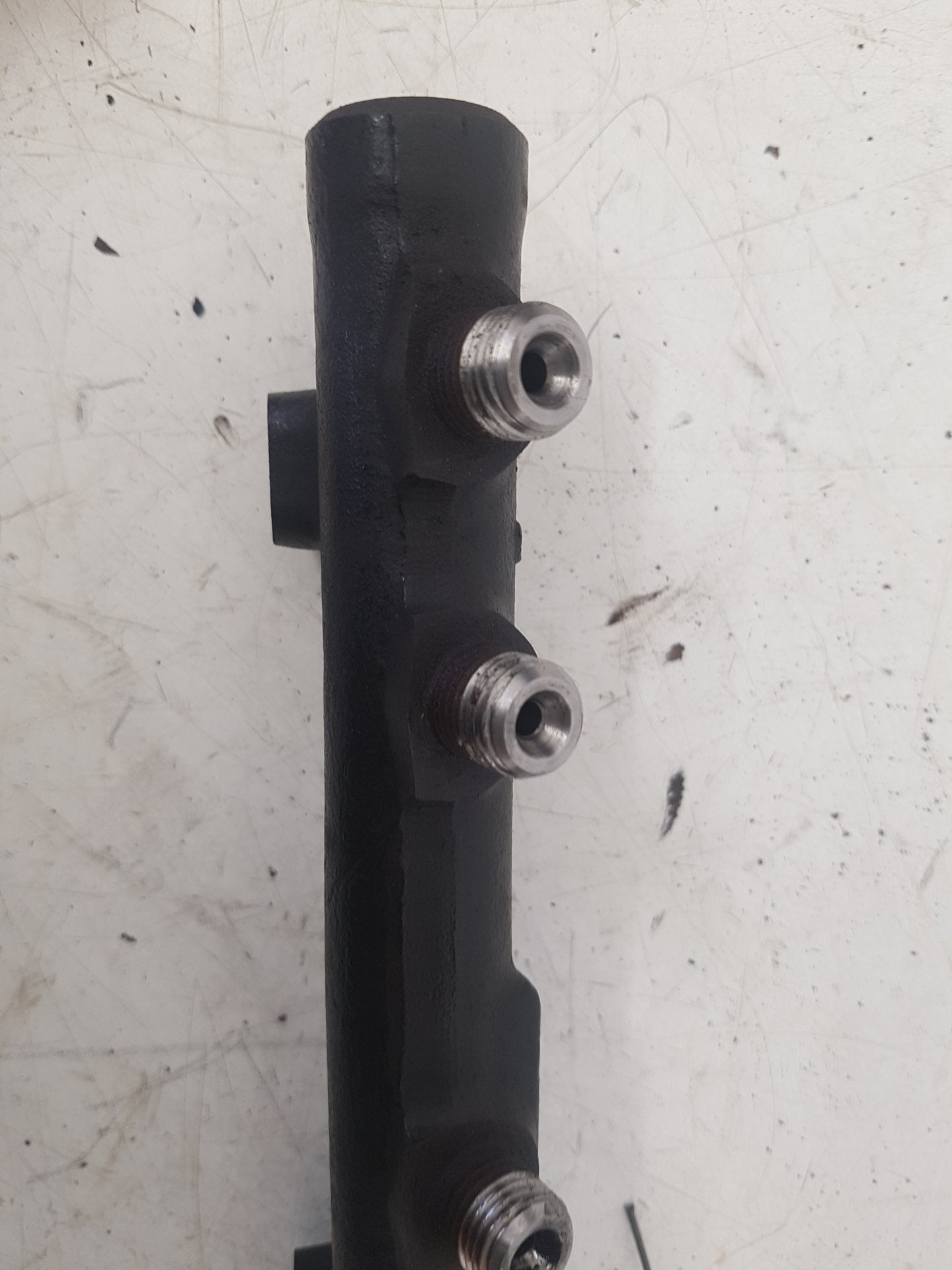 2012 Volvo S60  Saloon Injection Rail 112350864