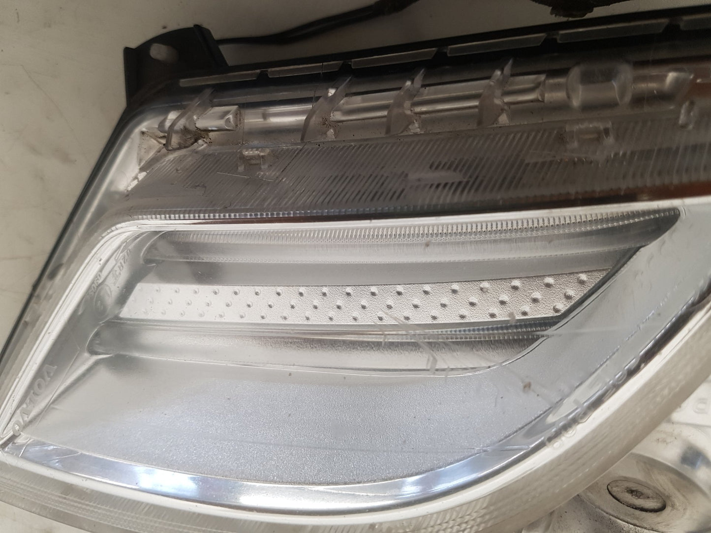 2010 - 2013 Volvo V60  Estate LED DAYTIME RUNNING LIGHT (DRIVERS SIDE) 31278558
