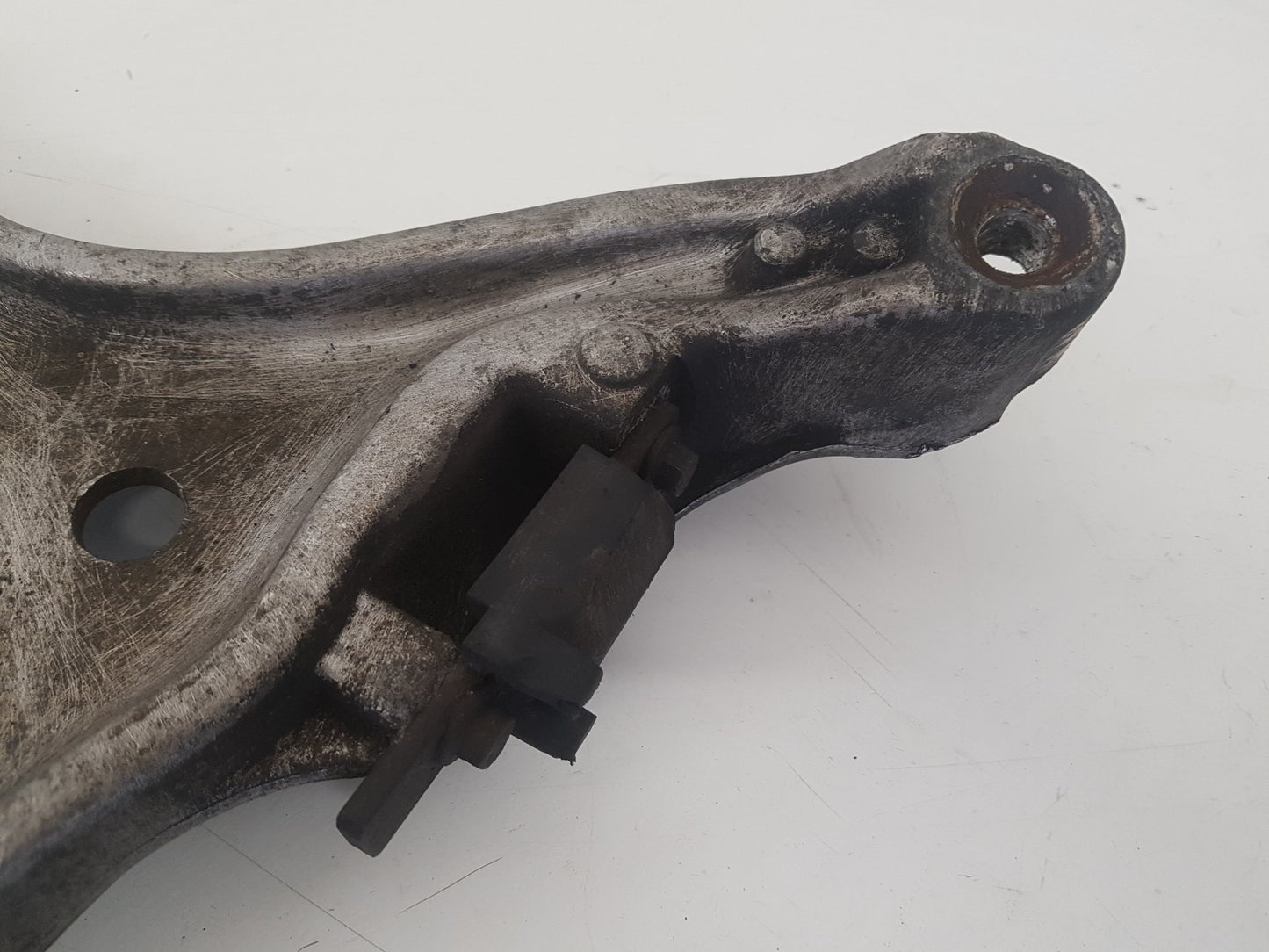 2006 Volvo V70  Estate Right Front Lower Control Arm