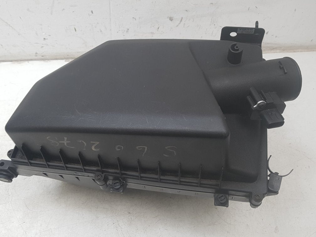 2015 Volvo S60  Saloon Air Filter Box 2991844