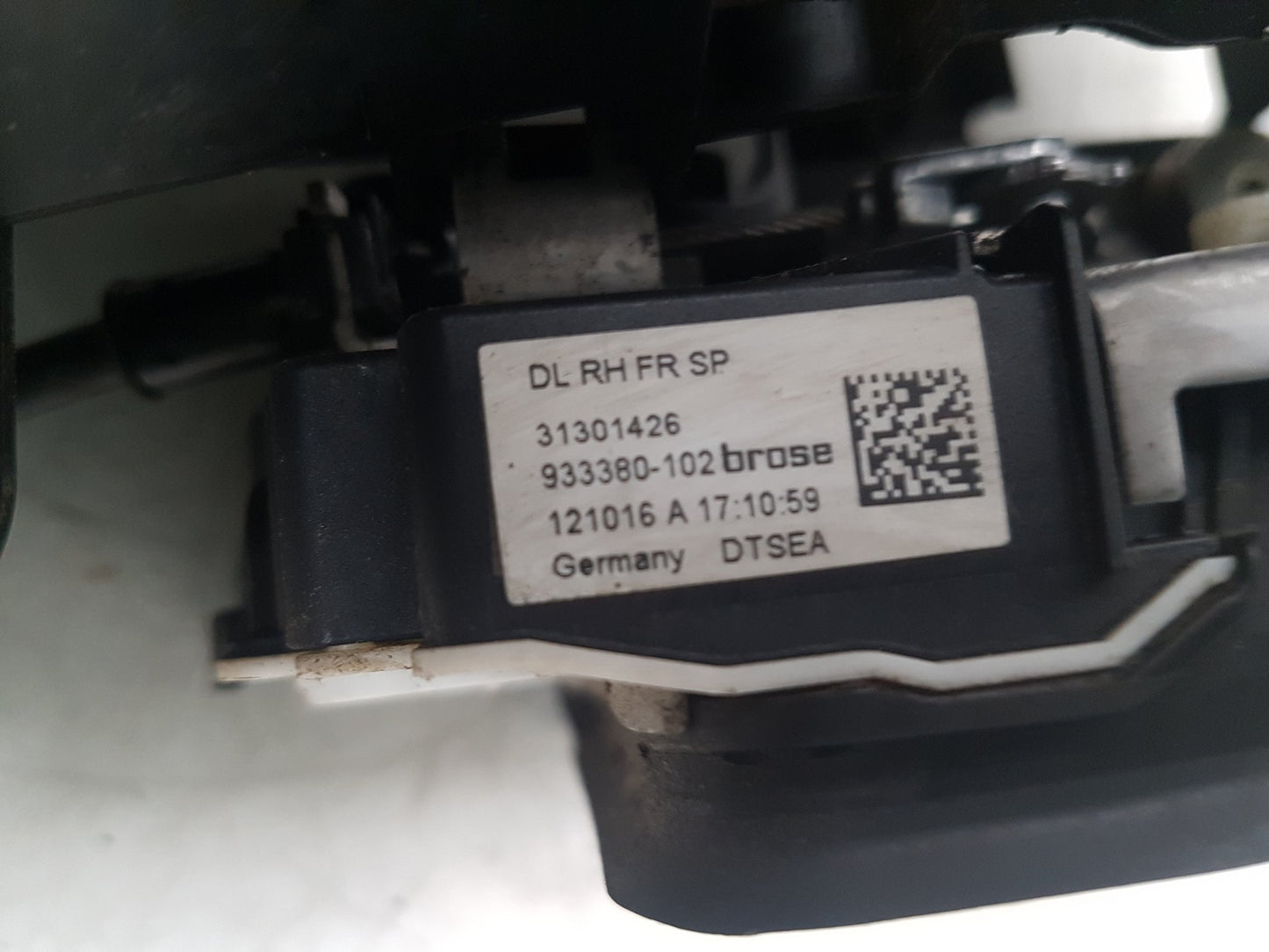 2013 - 2019 Volvo V40 III 525 Hatchback CENTRAL LOCKING MOTOR (FRONT DRIVER SIDE) 31301426