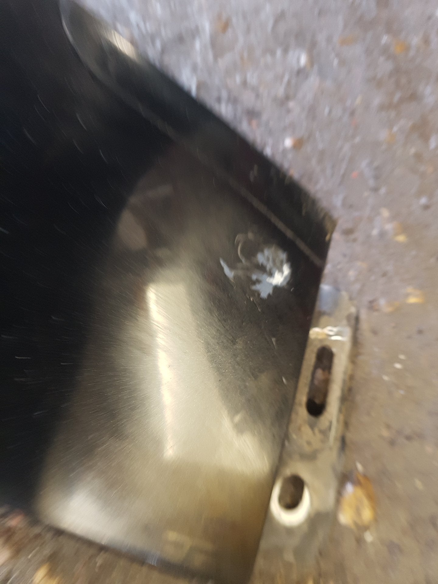 2004 - 2007 Volvo XC70  Estate Right Front Guard 31352072