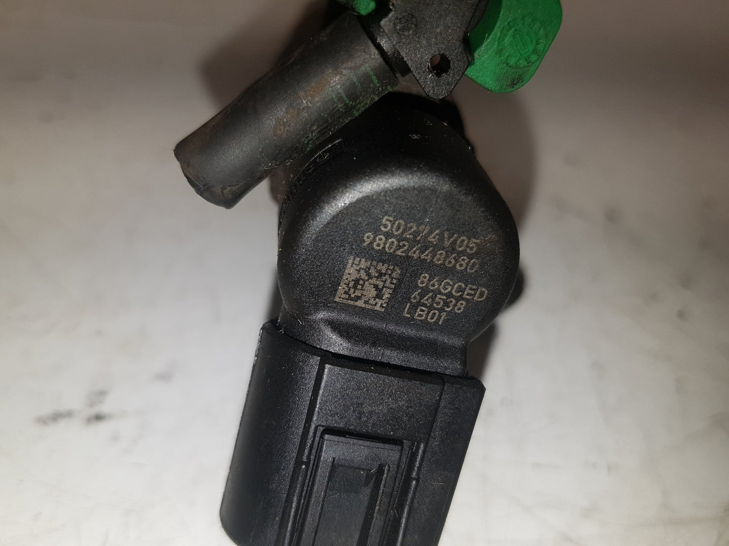 2010 - 2012 Volvo S40  Saloon Fuel Injector 50274V05