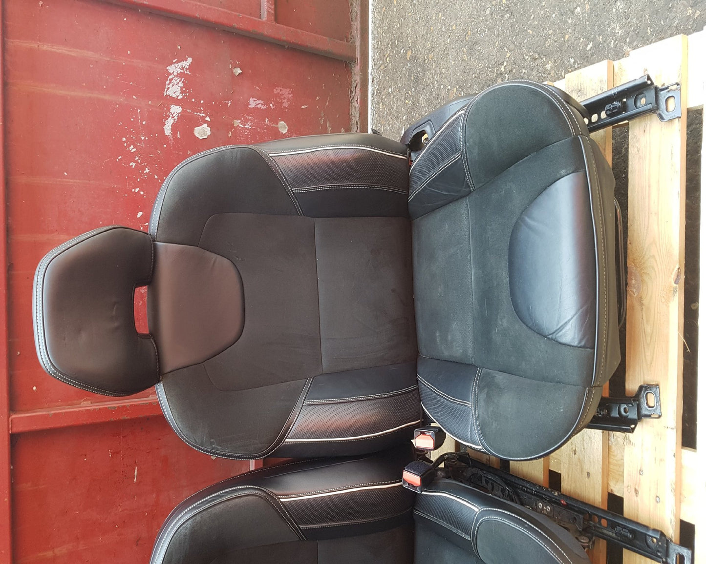 2012 - 2016 Volvo V40  Hatchback Interior