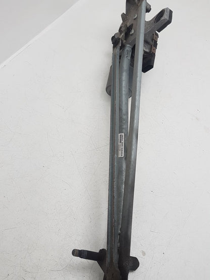 2010 - 2015 Volvo V70  Estate WIPER MOTOR (FRONT) & LINKAGE 31333457