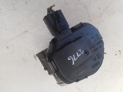 2012 Volvo S60  Saloon Throttle Body 28275019