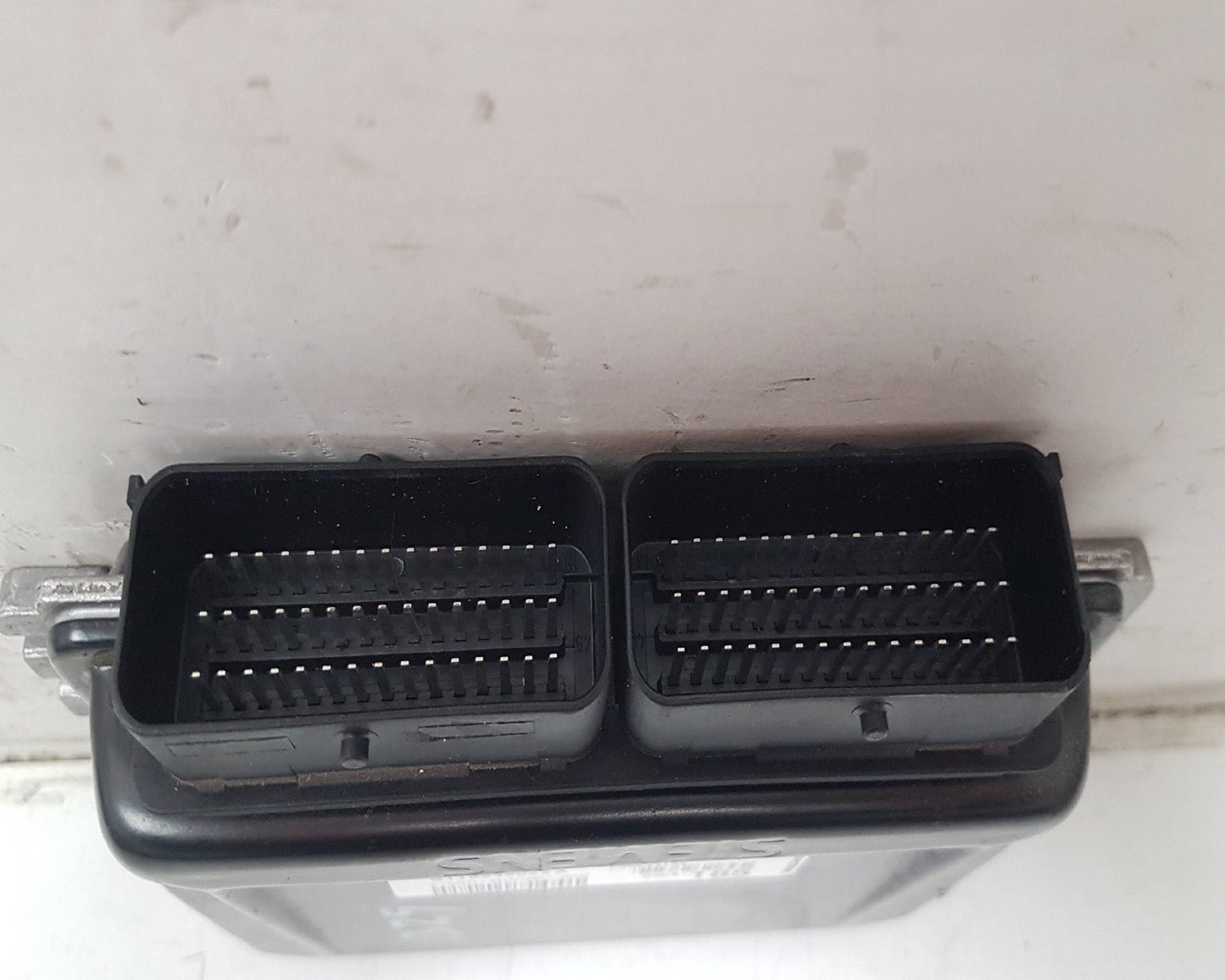 1999 - 2004 Volvo S40  Saloon Engine ECU S118245022A