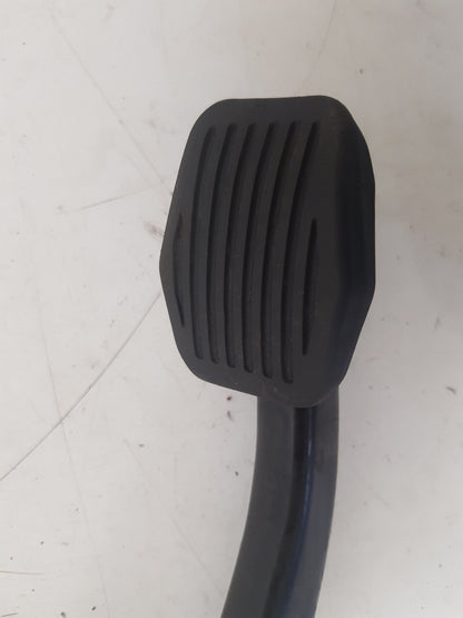 2013 Volvo V40  Hatchback Brake Pedal 31381467