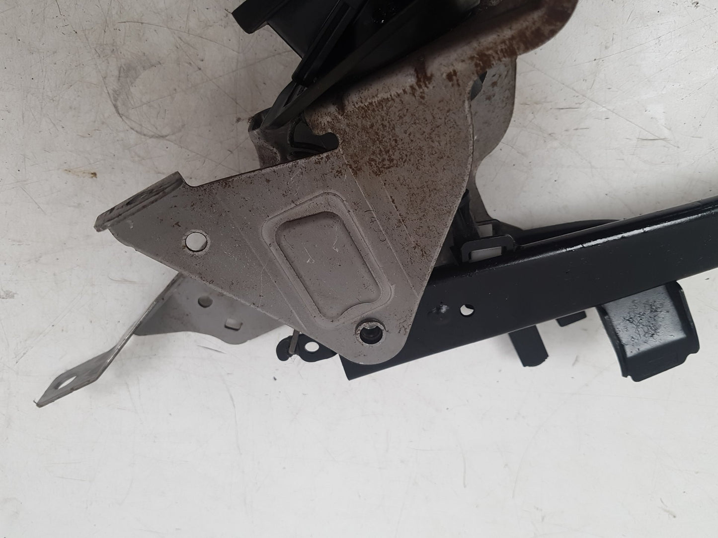 2005 - 2012 Volvo S40  Saloon Clutch Pedal 31202374