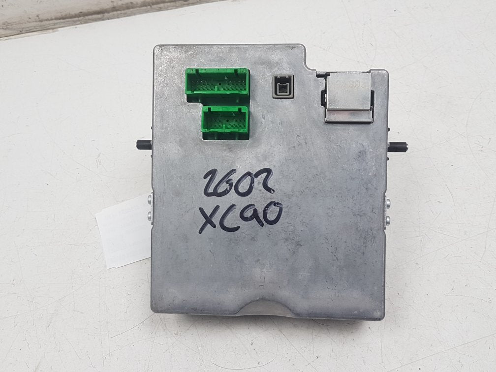 2002 - 2006 Volvo XC90  Estate PHONE CONTROL MODULE 30732652