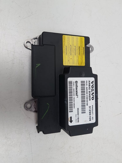 2010 Volvo S40  Saloon Airbag Module 31295109
