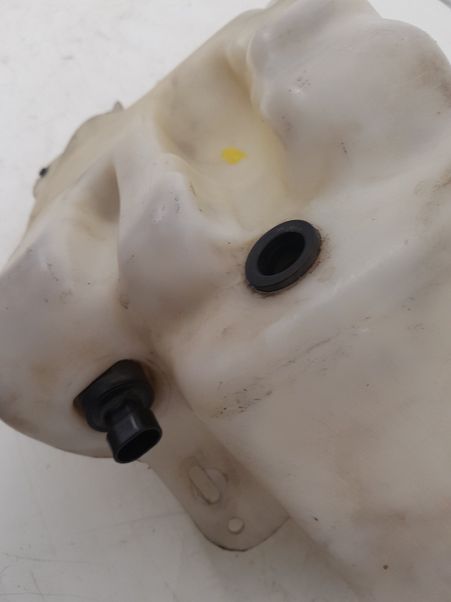 2002 Saab 9-3  Convertible Washer Bottle 4380804