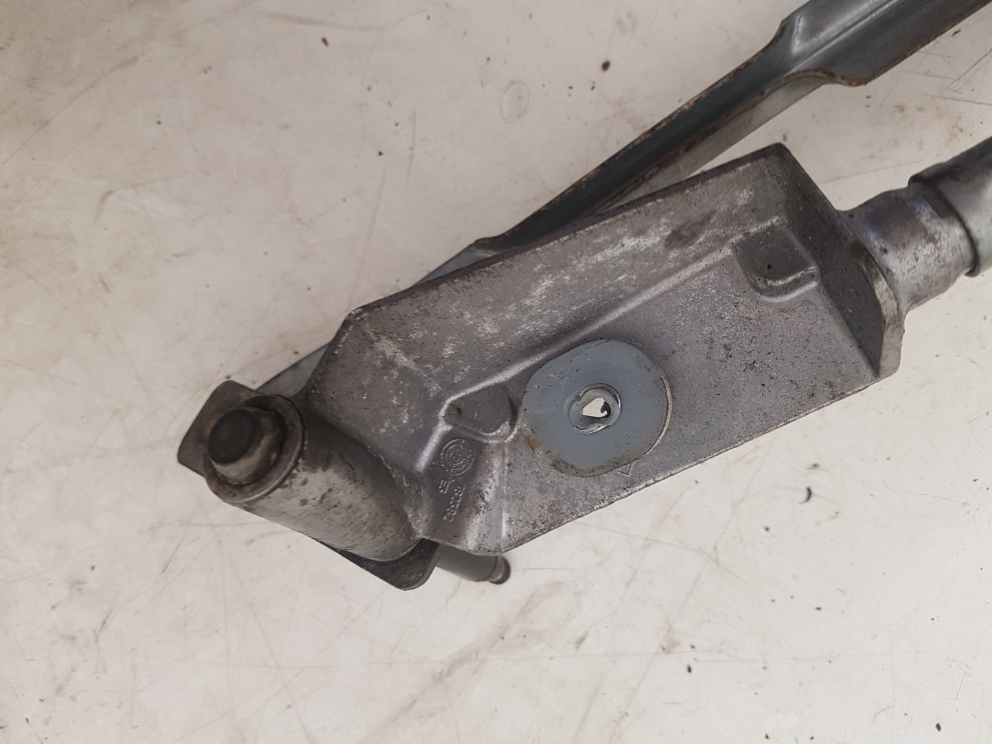 2003 - 2014 Volvo XC90 I 275 Estate WIPER LINKAGE AND MOTOR 31250092