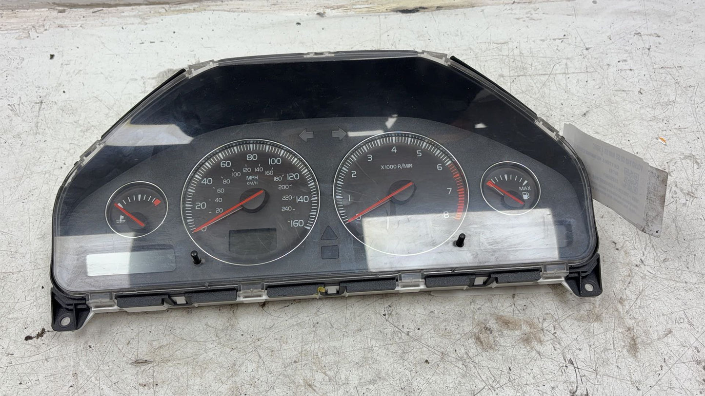 2002 - 2006 Volvo XC90  Estate Instrument Cluster 8691648