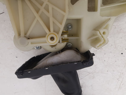 2011 - 2014 Volvo V60 I 155 Estate GEAR STICK 31325458