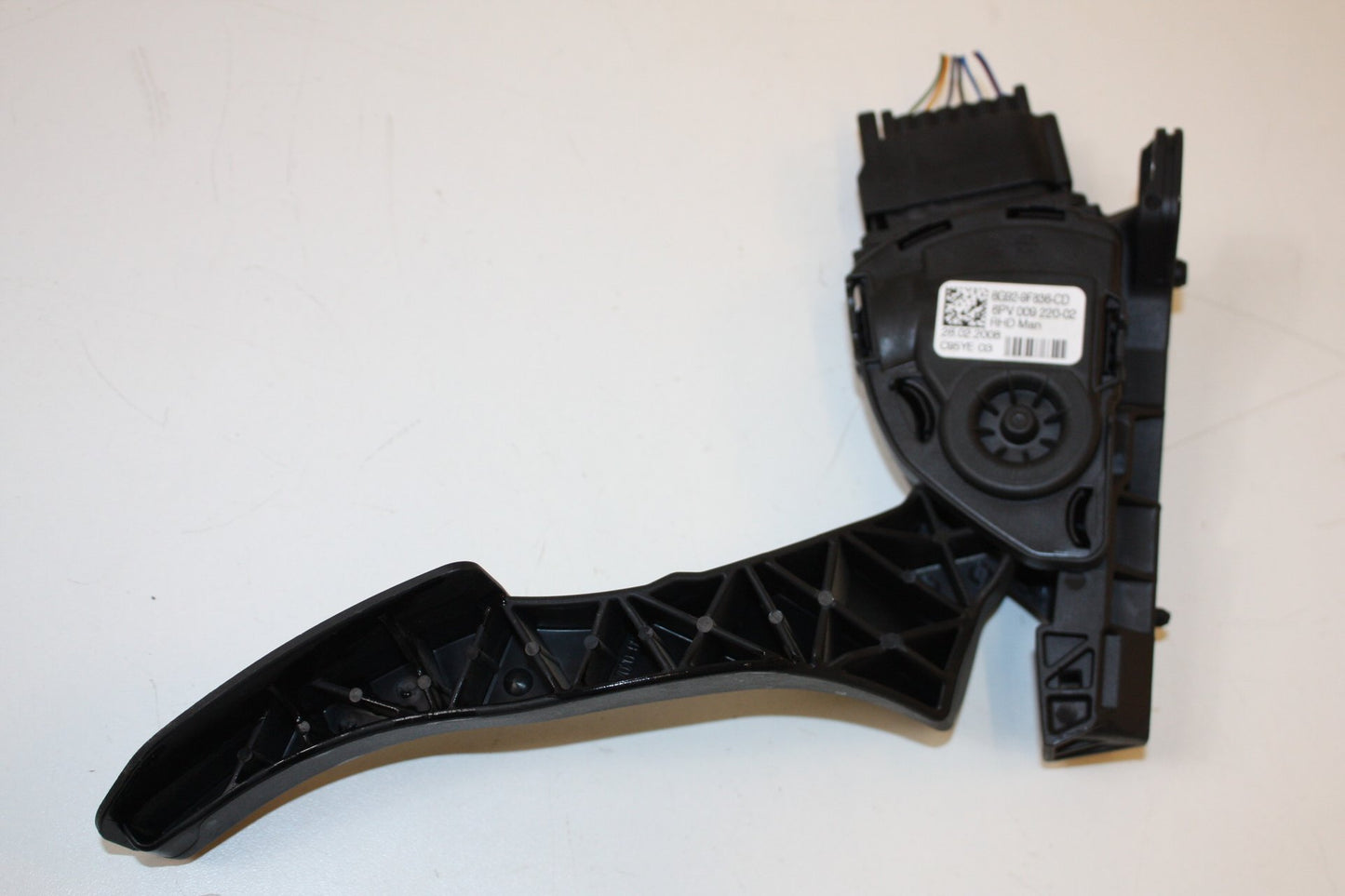 2007 - 2014 Volvo V70   Accelerator Pedal 6G929F836CD 6G92-9F836-CD