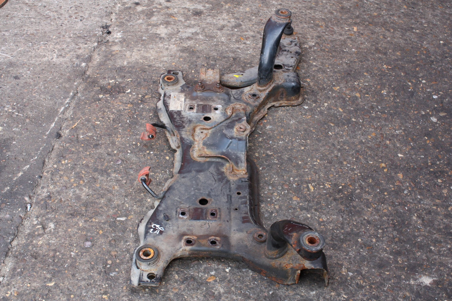 2010 - 2012 Volvo C30   Front Subframe