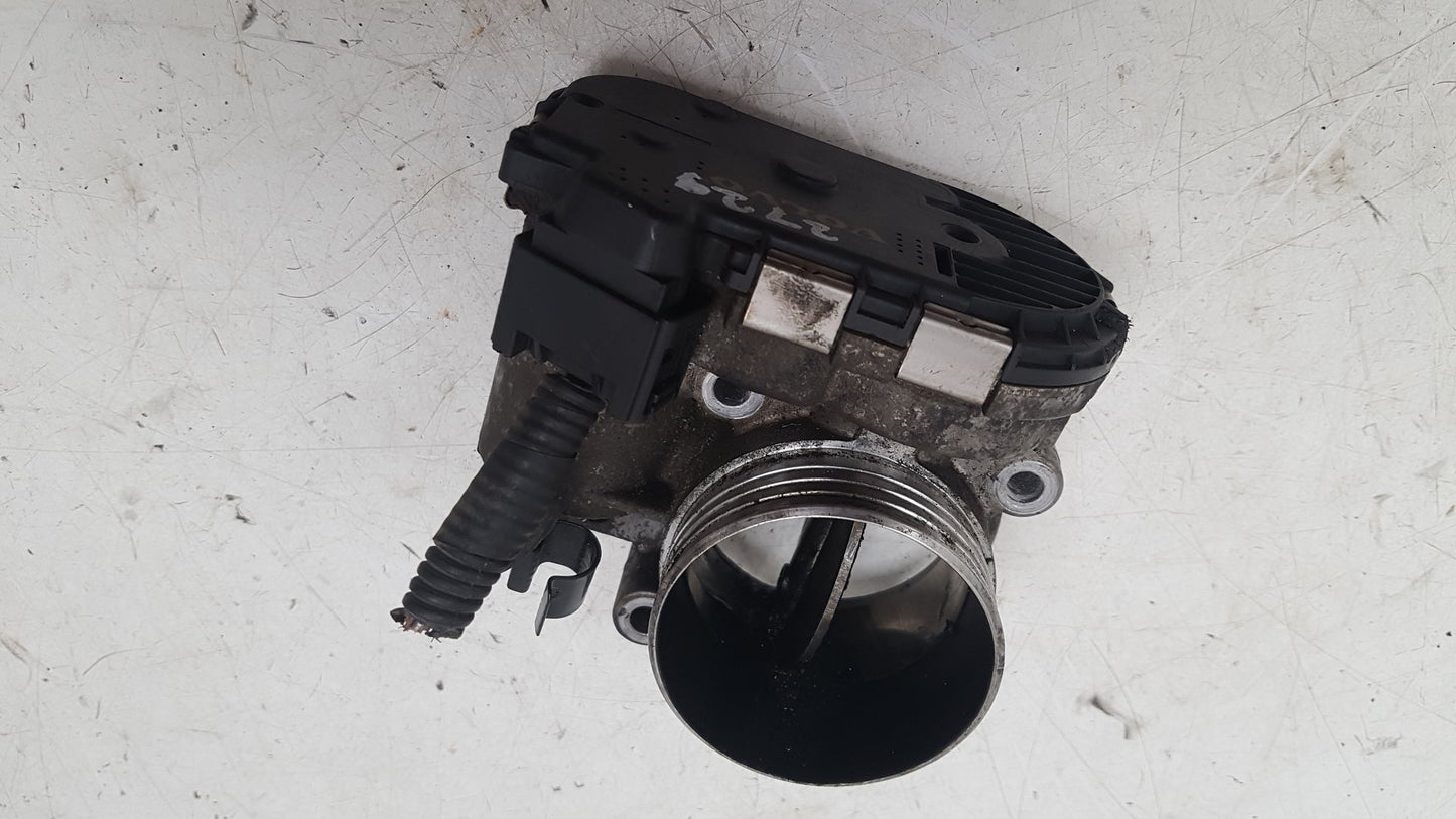 2006 - 2010 Volvo V50  Estate Throttle Body 8692720