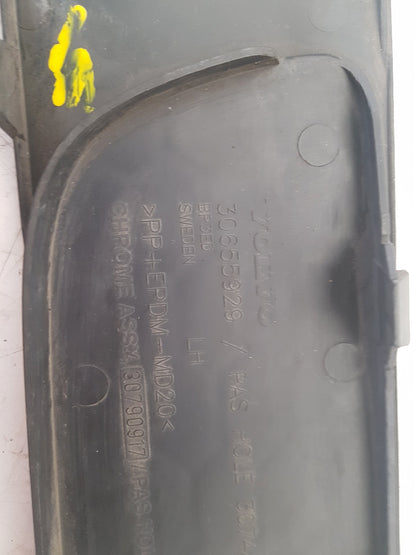 2006 - 2011 Volvo S80  Saloon FOG LIGHT GRILL (LEFT) 30655929