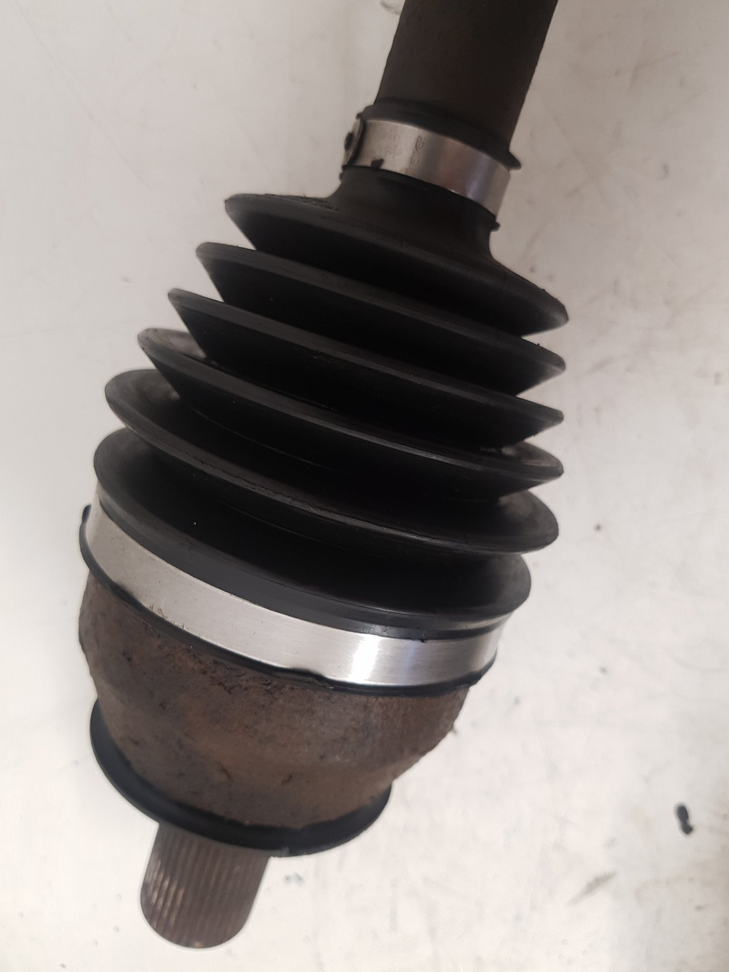 2012 Volvo S60  Saloon Driveshaft (Manual) UK Drivers Side Front.