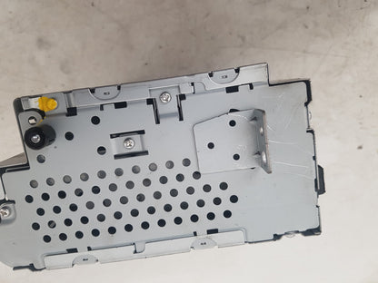 2007 - 2016 Volvo V70  Estate CD Player 31260541