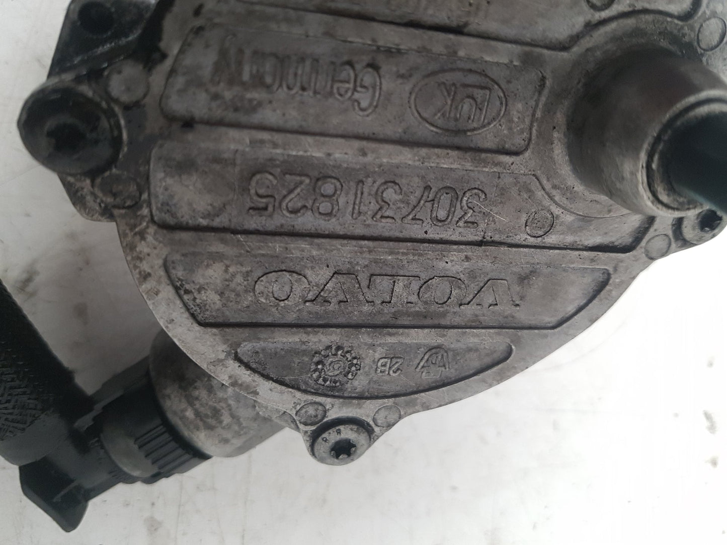 2004 - 2007 Volvo XC70  Estate Vacuum/Air Pump 30731825