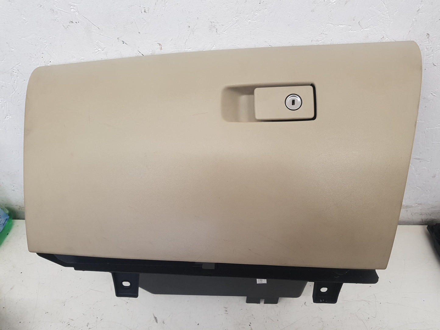 2008 - 2013 Volvo XC60 I 156 Estate Glove Box 30755902