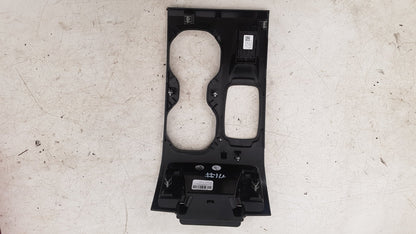 2017 - 2025 Volvo XC40 536 SUV Shifter Surround