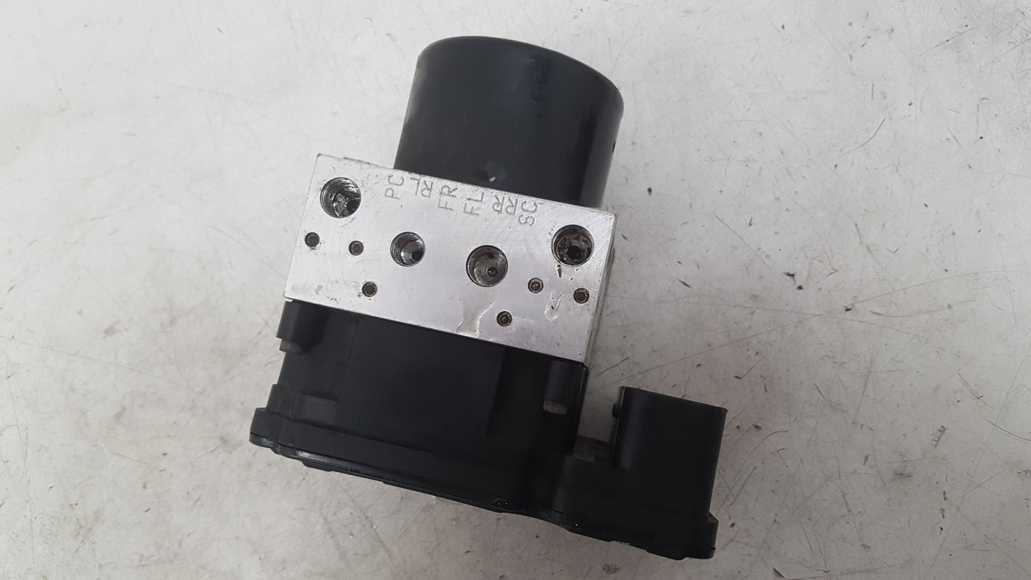 2008 - 2013 Volvo V70  Estate ABS Pump/Modulator 30681619
