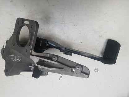 2010 - 2016 Volvo S80  Saloon Brake Pedal 31317317