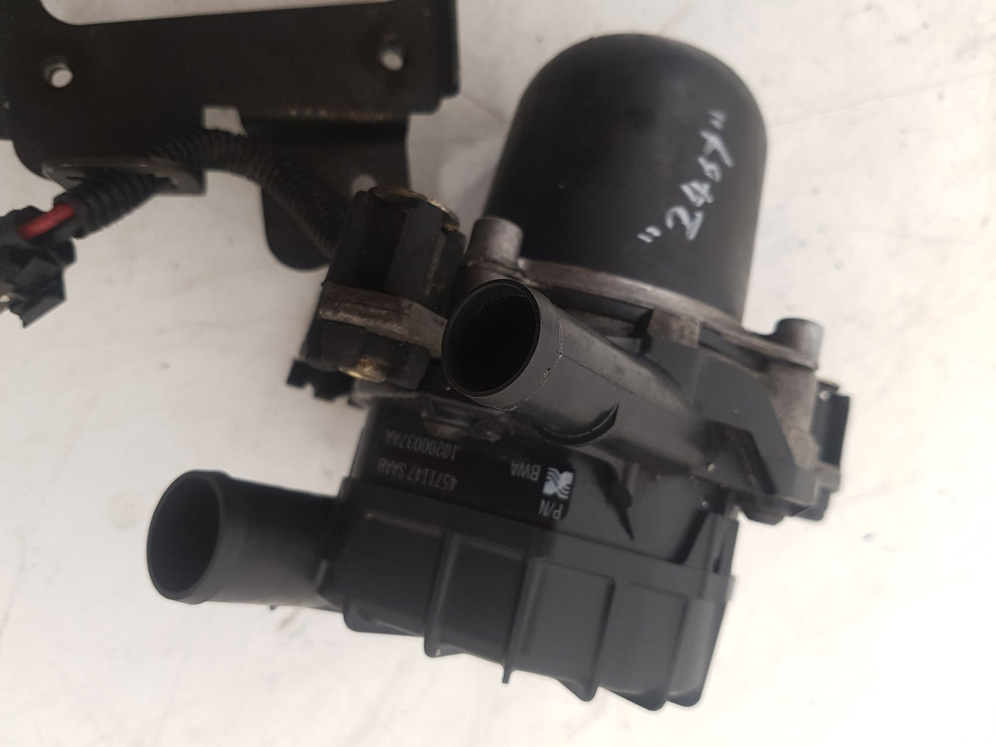 2005 - 2015 Saab 9-3  Estate AUXILIARY AIR PUMP 4571147